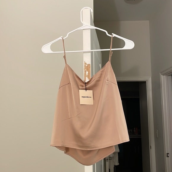 superdown Mischa Cowl Back Top - Picture 9 of 14